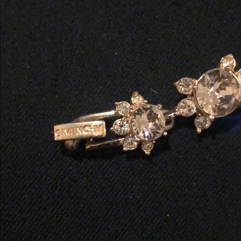 GIVENCHY BRACELET